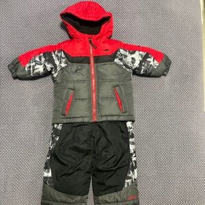 Snowsuit. Snow Bib. Puffer jacket.